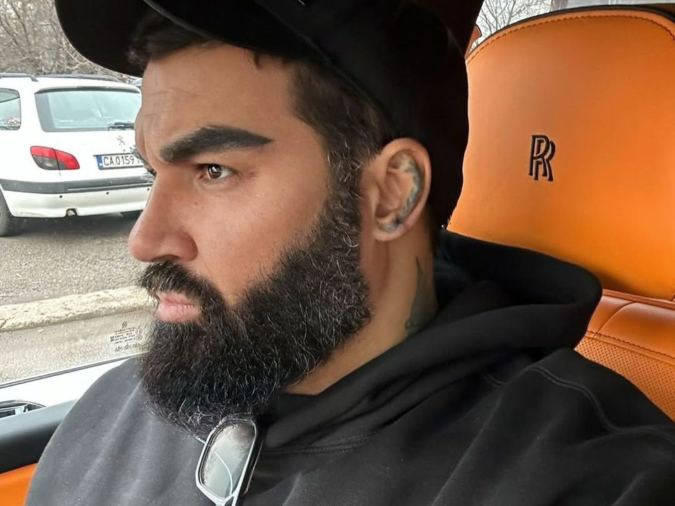 Оля Малинова изненада с размисли за брака на Азис, той показа снимка с доктора