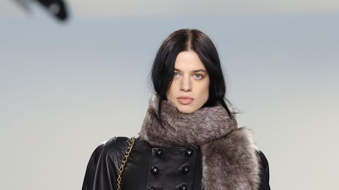 Този сезон добавете изтънчен усет към вашите тоалети Предефинирайки зимните