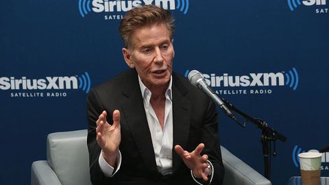 Модният дизайнер Келвин Клайн  82 от години е във връзка с 47