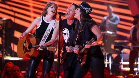 Китаристката на Кийт Ърбан Маги Бо разбуни духовете сред феновете