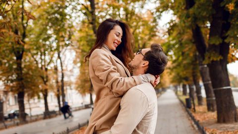 Любовта е красива но е и сложна Не е достатъчно