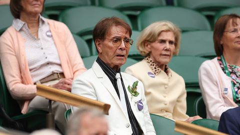 Сър Клиф Ричард изпрати послание към крал Чарлз Трети като