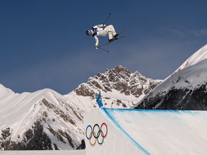 Лед, слава и милиони: Топ 5 на най-богатите спортисти от Зимната олимпиада в Милано-Кортина (Снимки)