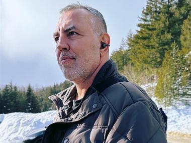 Неочаквана среща и мил момент: Христо Мутафчиев качи Никола Цолов на сцената на Народния театър (Снимка)