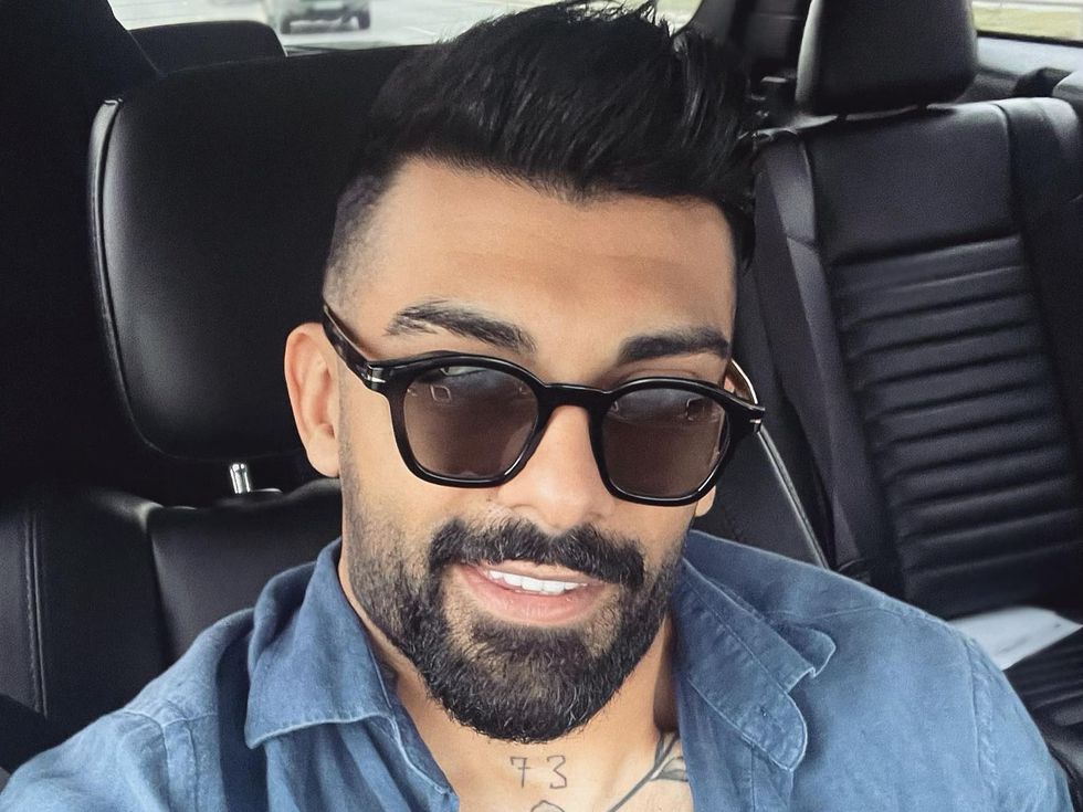 След концерта в София: Меди целува Десита (Видео)