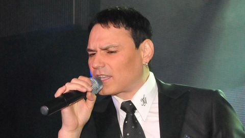 Певецът Краси Аврамов сподели пред Лора Крумова в предаването На