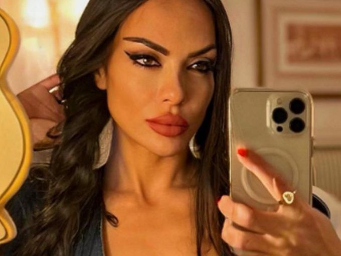 Ето защо косата ѝ е толкова дълга: И Лияна е била подстригана насила?