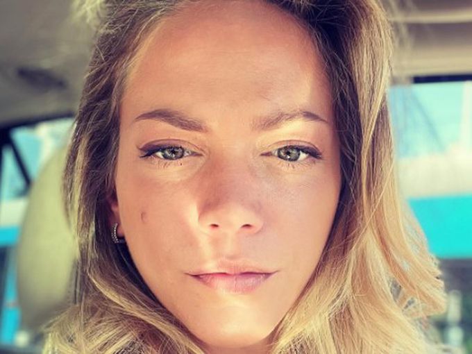 Снежана Макавеева претърпя сложна операция заради травма в "Сървайвър"