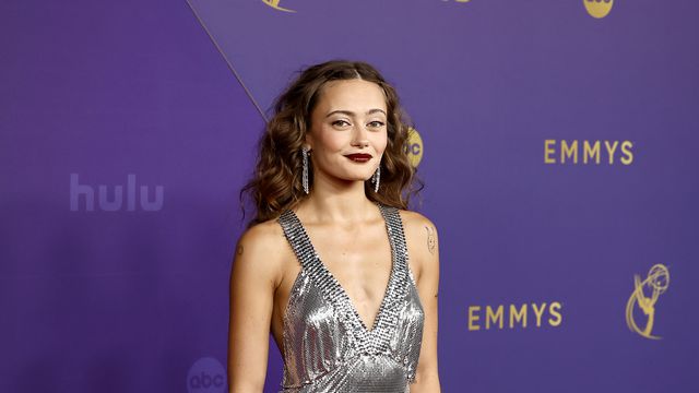 Ела Пърнел в Rabanne; Снимка: Getty Images