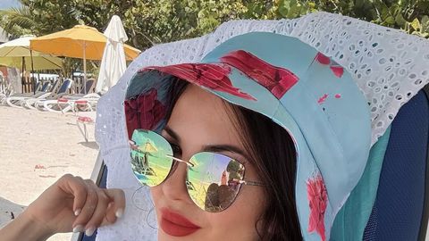 Фолклорната фея Райна отново доказа че знае как да съчетава