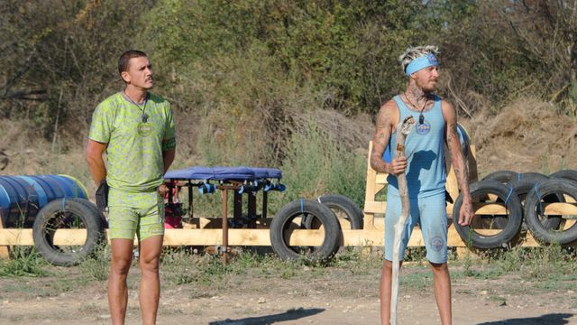 Раду и Павел в битка за финала