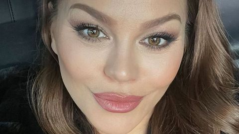 Деси Слава е една от любимите певици на мнозина при