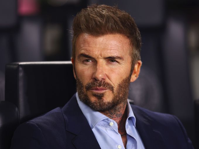 Дейвид Бекъм с емоционално послание към сина си Бруклин в болезнен новогодишен пост