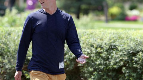 Наскоро Марк Зукърбърг предсказа че смартфоните няма да бъдат вече