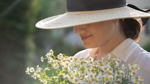 В търсене на своята женственост много жени днес се обръщат