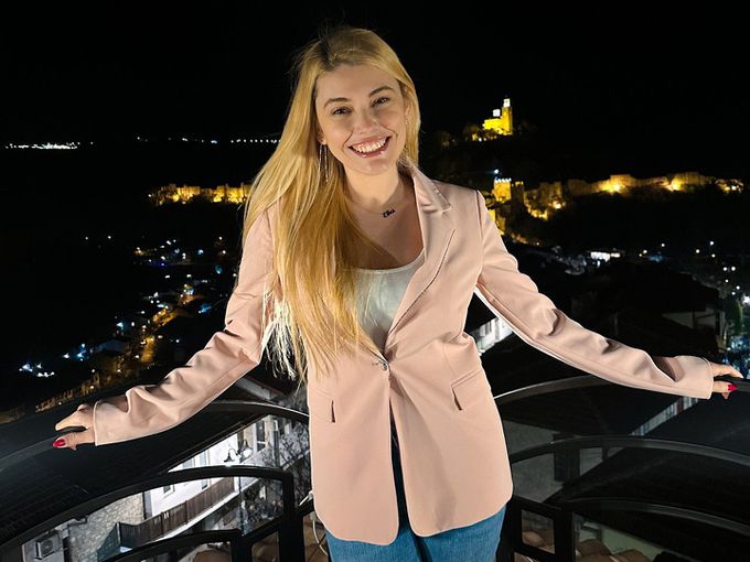 Ева Веселинова: Децата ми не са от възрастен богат грък