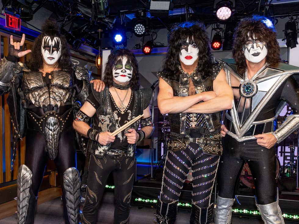 Джийн Симънс и Пол Стенли с първи думи след смъртта на китариста от KISS Ейс Фрейли