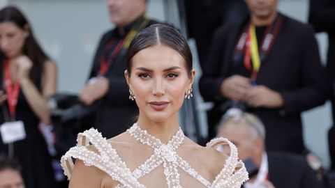 Инфлуенсърката и модел сподели емоционално видео в профила си в