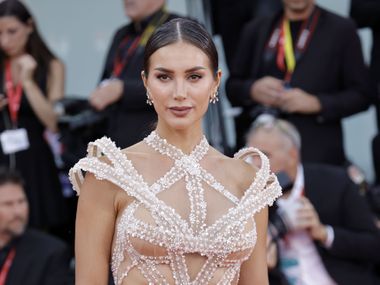 Александра Богданска с впечатляваща поява на премиерата на „Дяволът носи Прада 2“ в Лондон