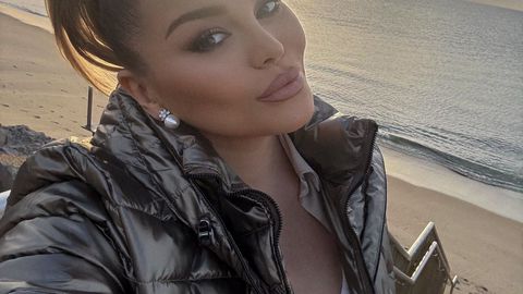 Певицата зарадва почитателите си с емоционален спомен от едно специално