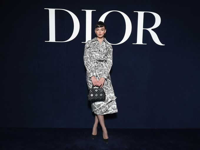 Дева Касел e новият глобален посланик на Dior