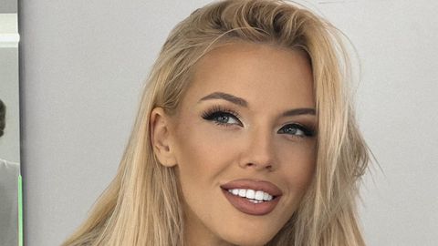 Без обичайните фанфари и тържествени жестове премина дългоочакваното излизане в