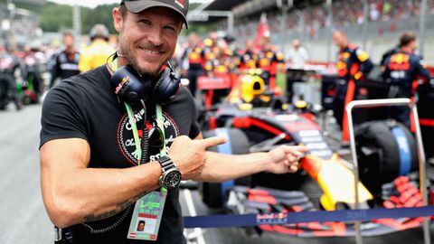 Екстремният спортист Феликс Баумгартнер загина на 56 годишна възраст в четвъртък