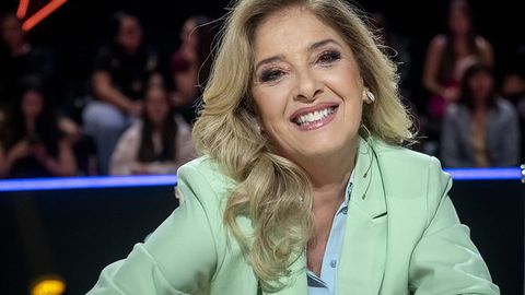 Родена е в град София на 1 септември 1956 година