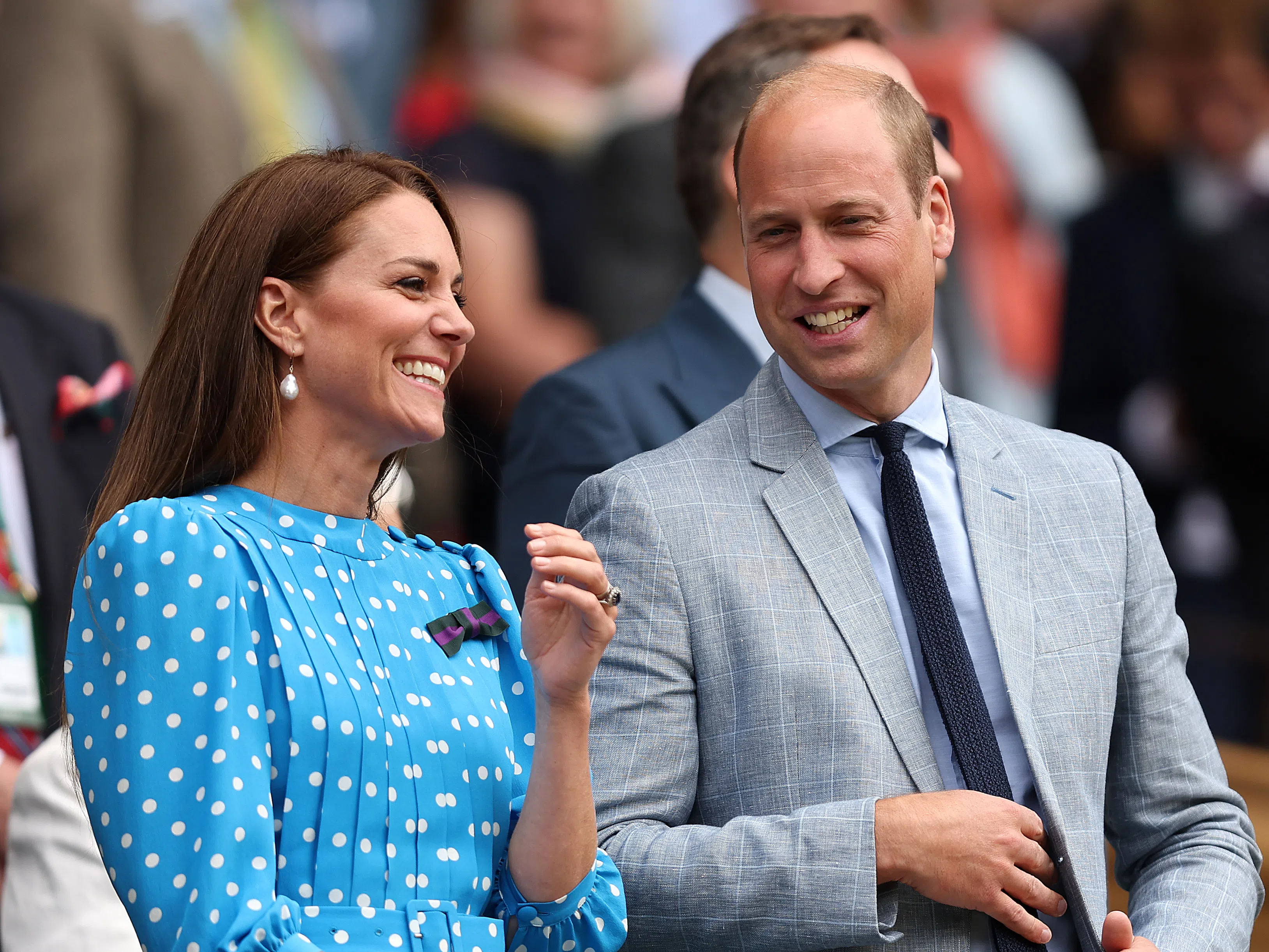 Близка до кралското семейство признава: Уилям и Кейт "минават през ада"