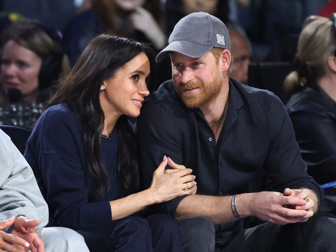 Меган Маркъл с нов диамант за 250 хил. долара: Защо бижуто разпали слухове, че не харесва годежния си пръстен