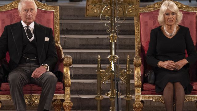 Крал Чарлз III и Камила Паркър
