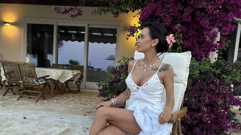 Фолкдивата Мария отново каза да пред олтара този път на