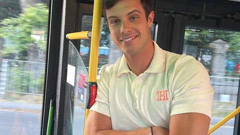 Актьорът Филип Буков попадна в неприятна ситуация когато новата му