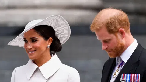 Меган Маркъл и принц Хари сякаш все повече поемат в