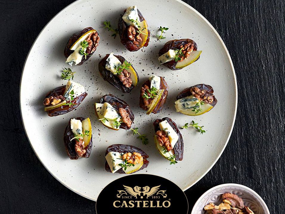 Пълнени фурми със синьо Castello®, орехи и круша