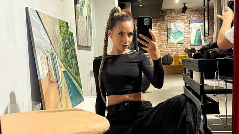 Инфлуенсърката и майка на 4 деца Антоанет Пепе отбеляза рождения