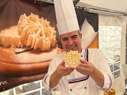 Горд дядо: Иван Звездев отпразнува третия рожден ден на своя внук