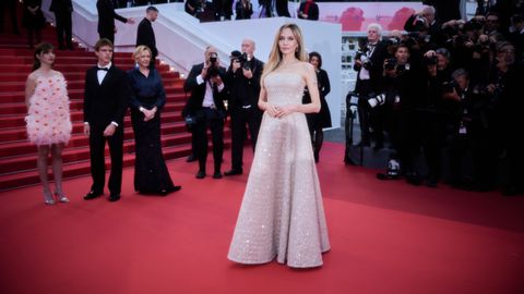 Холивудската принцеса Анджелина Джоли омагьоса присъстващите на червения килим Звездата