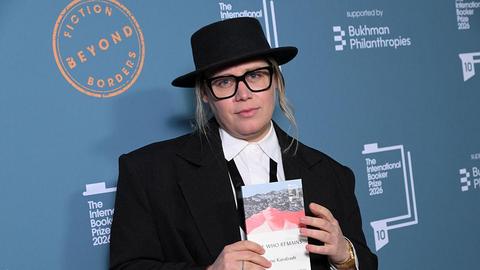 Писателката и поетеса Рене Карабаш направи изключително лично и емоционално