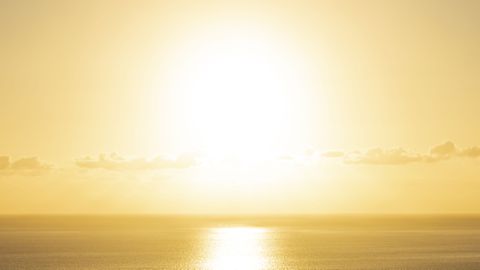 Задава се продължителна и интензивна гореща вълна която ще обхване