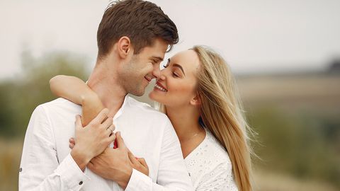 Ден на любовната алхимия – огън и лед нежност и