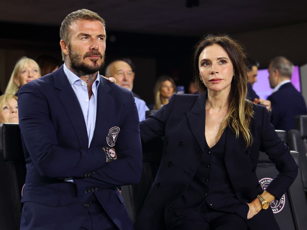 Войната в семейство Бекъм: Бруклин бил „настроен" от Николa, Виктория е „съкрушена" – скандалът тепърва предстои