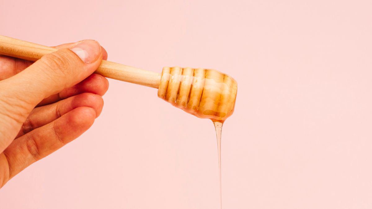 5 невероятни ползи от меда за кожата