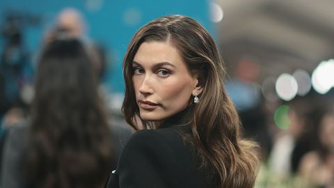 Хейли Бийбър отново привлече вниманието – този път не просто