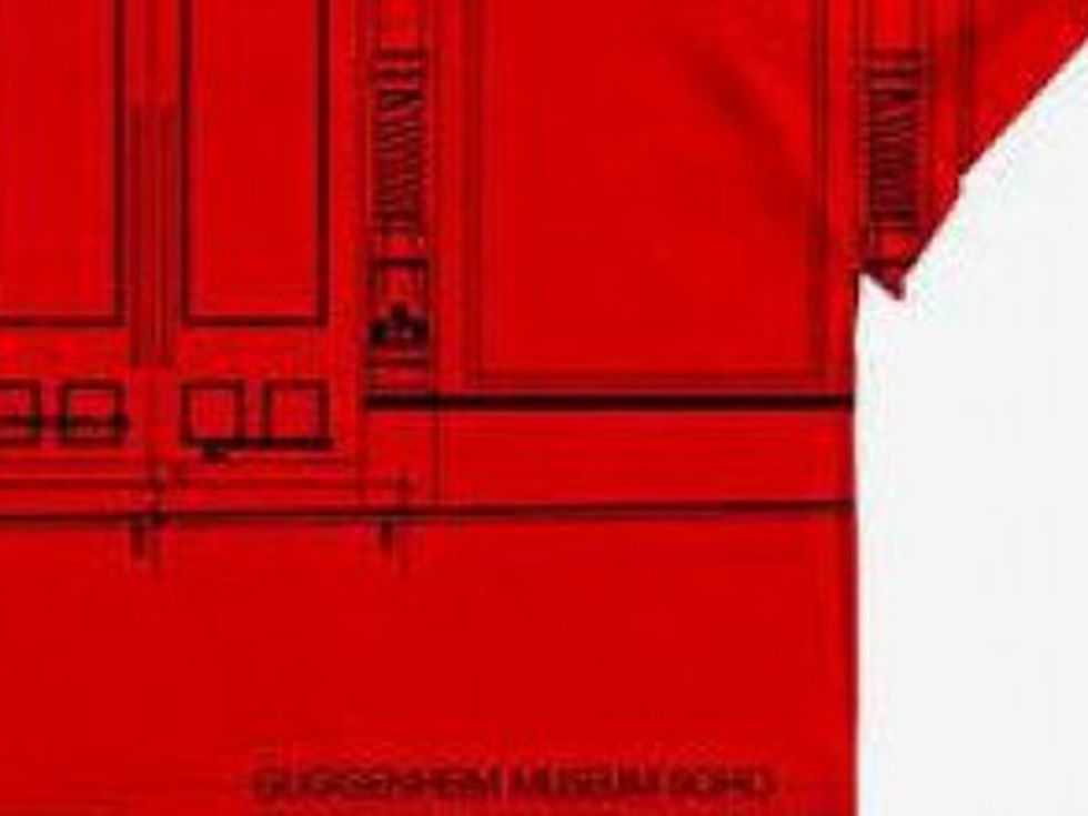 Prada отбелязва всеки моден епицентър с тениска