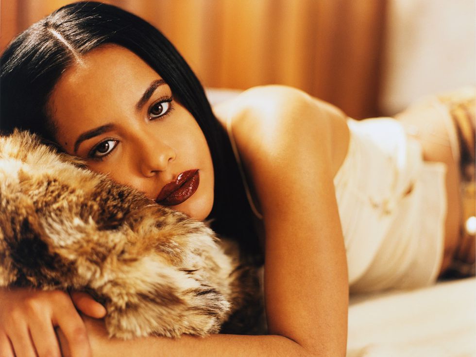 10 години от смъртта на Алия