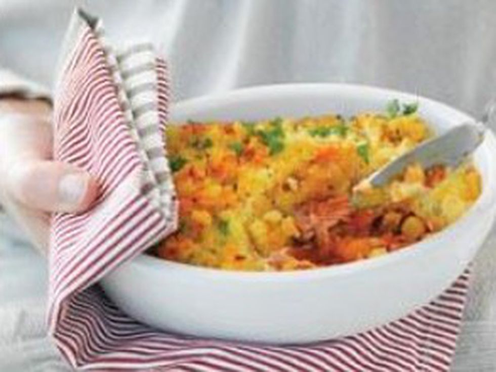 Бърз и вкусен пай с риба