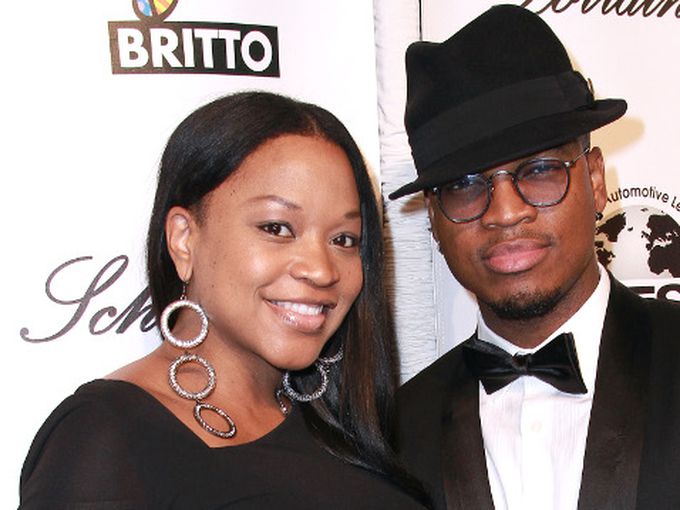 Ne-Yo се сгоди за дългогодишната си приятелка