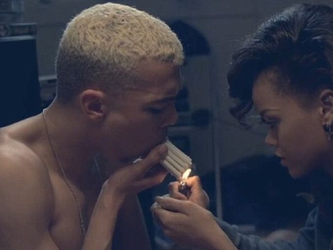 Риана не се среща с половинката й от "We Found Love"