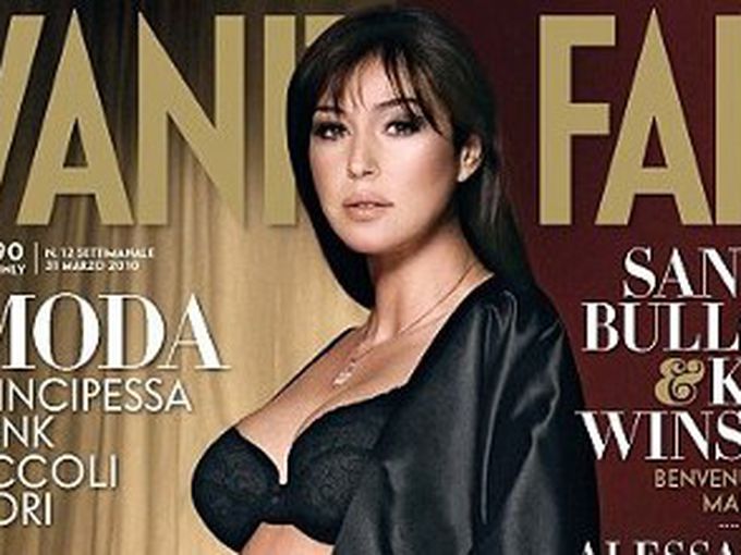 Моника Белучи позира бременна отново